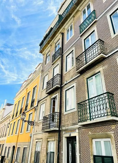 Апартаменты Pen-Arts Apartment- Principe Real Garden - Bairro Alto Лиссабон Португалия